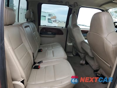 Zdjęcie 10 z 12 samochodu: 2006 FORD F350 SRW SUPER DUTY VIN:1FTWW31P36EC77548 - miniatura