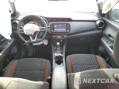 Zdjęcie 8 z 16 samochodu: 2023 NISSAN KICKS SR VIN:3N1CP5DV2PL478285 - miniatura