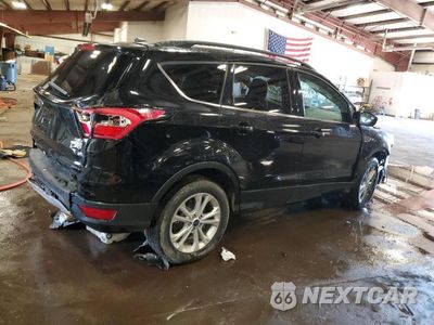 Trzecie zdjęcie samochodu z tyłu: 2018 FORD ESCAPE SE VIN:1FMCU9GD6JUB65152 - miniatura
