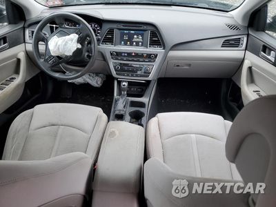 Zdjęcie 8 z 14 samochodu: 2017 HYUNDAI SONATA SPORT VIN:5NPE34AF1HH464372 - miniatura