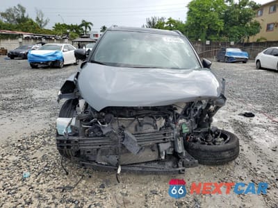 Piąte zdjęcie samochodu w środku: 2023 NISSAN KICKS SR VIN:3N1CP5DV4PL489465 - miniatura