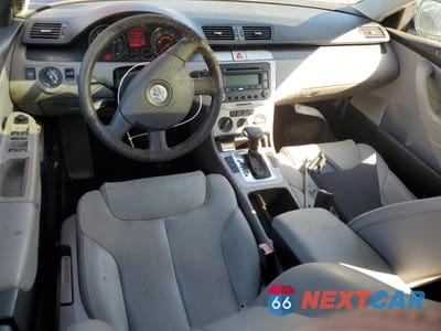 Zdjęcie 8 z 12 samochodu: 2007 VOLKSWAGEN PASSAT 2.0T WAGON VALUE VIN:WVWLK73C97E009458 - miniatura