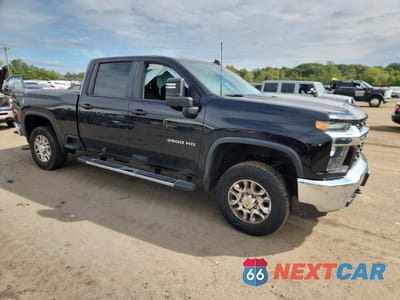 Czwarte zdjęcie samochodu z boku: 2023 CHEVROLET SILVERADO K3500 LT VIN:1GC4YTEY2PF179918 - miniatura