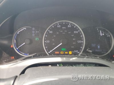Zdjęcie 9 z 12 samochodu: 2011 LEXUS CT 200 VIN:JTHKD5BH0B2034684 - miniatura