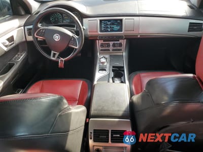 Zdjęcie 8 z 13 samochodu: 2012 JAGUAR XF VIN:SAJWA0FB5CLS59202 - miniatura