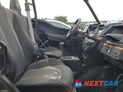 Piąte zdjęcie samochodu w środku: 2024 KAWASAKI KRT1000 B VIN:JKARTCB15RB503069 - miniatura