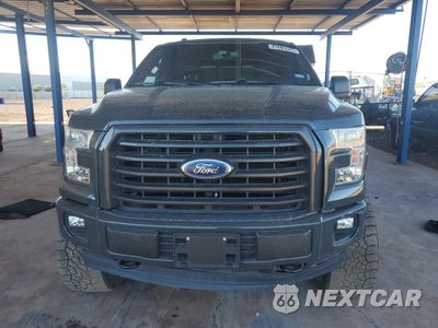 Piąte zdjęcie samochodu w środku: 2017 FORD F150 SUPERCREW VIN:1FTEW1EF4HKD30554 - miniatura