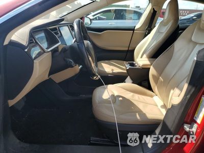 Zdjęcie 7 z 15 samochodu: 2013 TESLA MODEL S VIN:5YJSA1BG9DFP08986 - miniatura