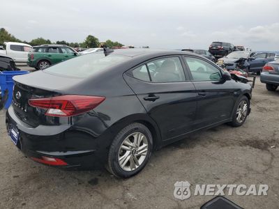 Trzecie zdjęcie samochodu z tyłu: 2019 HYUNDAI ELANTRA SEL VIN:5NPD84LFXKH447555 - miniatura