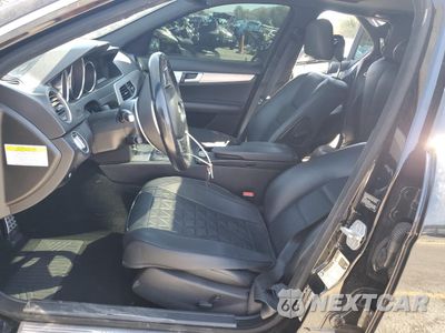 Zdjęcie 7 z 15 samochodu: 2013 MERCEDES-BENZ C 250 VIN:WDDGF4HBXDR275859 - miniatura