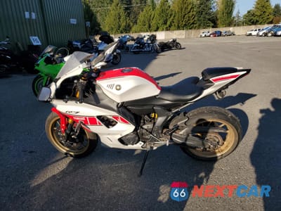 Trzecie zdjęcie samochodu z tyłu: 2022 YAMAHA YZFR7 VIN:JYARM38EXNA003210 - miniatura