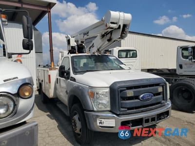 2016 FORD F550 SUPER DUTY BUCKET TRUCK 1FDUF5GTXGED33182 - główne zdjęcie licytacji z USA - miniatura
