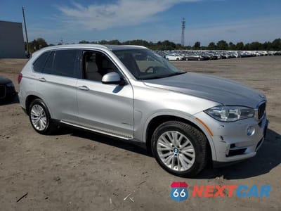 Czwarte zdjęcie samochodu z boku: 2016 BMW X5 XDR40E VIN:5UXKT0C54G0F74748 - miniatura