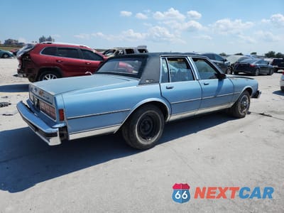 Trzecie zdjęcie samochodu z tyłu: 1989 CHEVROLET CAPRICE CLASSIC BROUGHAM VIN:1G1BU51E0KR101843 - miniatura