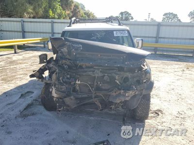Piąte zdjęcie samochodu w środku: 2014 TOYOTA FJ CRUISER VIN:JTEZU4BF6EK013735 - miniatura