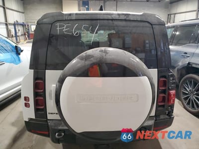 Zdjęcie 6 z 14 samochodu: 2025 LAND ROVER DEFENDER 130 X-DYNAMIC SE VIN:SALE2FEU5S2376322 - miniatura