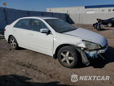 Czwarte zdjęcie samochodu z boku: 2005 HONDA ACCORD DX VIN:1HGCM56855A025619 - miniatura