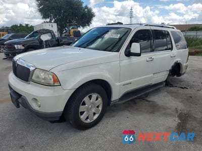 2004 LINCOLN TOWNHOUSE AVIATOR 5LMEU68H94ZJ14743 - główne zdjęcie licytacji z USA - miniatura