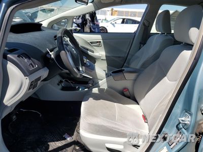 Zdjęcie 7 z 13 samochodu: 2013 TOYOTA PRIUS VIN:JTDKN3DU0D5587740 - miniatura