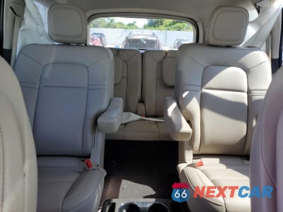 Zdjęcie 10 z 16 samochodu: 2023 LINCOLN AVIATOR VIN:5LM5J6XC0PGL25439 - miniatura