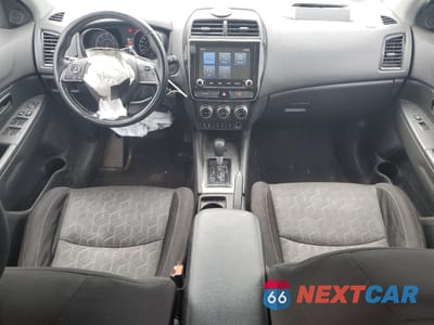 Zdjęcie 8 z 14 samochodu: 2020 MITSUBISHI RVR ES VIN:JA4AJ3AU2LU601910 - miniatura