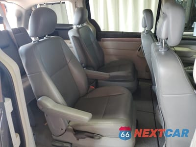 Zdjęcie 11 z 13 samochodu: 2011 VOLKSWAGEN ROUTAN SE VIN:2V4RW3DG3BR659526 - miniatura