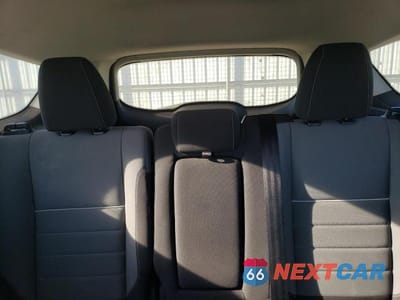 Zdjęcie 10 z 13 samochodu: 2013 FORD ESCAPE SE VIN:1FMCU0G93DUC46685 - miniatura