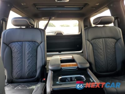 Zdjęcie 10 z 16 samochodu: 2022 JEEP GRAND WAGONEER SERIES III VIN:1C4SJVGJ1NS168324 - miniatura