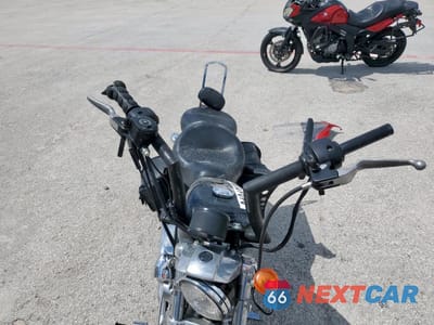 Piąte zdjęcie samochodu w środku: 2002 HARLEY-DAVIDSON XL883 HUGGER VIN:1HD4CEM142K148926 - miniatura