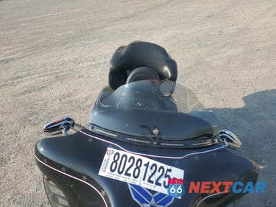Piąte zdjęcie samochodu w środku: 2007 HARLEY-DAVIDSON FLHTCUI VIN:1HD1FC4147Y687887 - miniatura