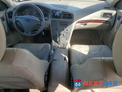 Zdjęcie 8 z 12 samochodu: 2002 VOLVO S60 2.4T VIN:YV1RS58DX22153718 - miniatura