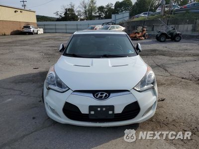 Piąte zdjęcie samochodu w środku: 2013 HYUNDAI VELOSTER VIN:KMHTC6AD4DU108401 - miniatura