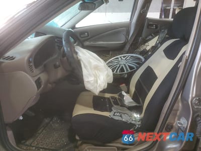 Zdjęcie 7 z 13 samochodu: 2004 NISSAN SENTRA 1.8 VIN:3N1CB51D54L915217 - miniatura