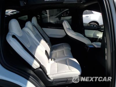 Zdjęcie 10 z 15 samochodu: 2017 TESLA MODEL X VIN:5YJXCDE2XHF060260 - miniatura