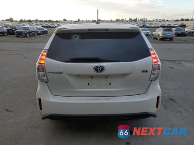Zdjęcie 6 z 14 samochodu: 2015 TOYOTA PRIUS V VIN:JTDZN3EU7FJ025051 - miniatura