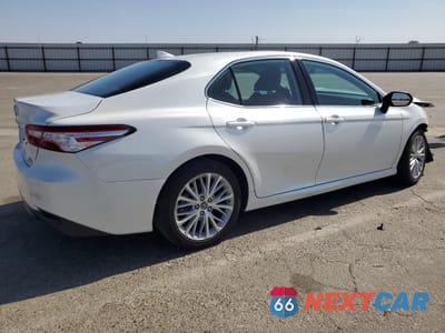 Trzecie zdjęcie samochodu z tyłu: 2019 TOYOTA CAMRY HYBRID VIN:4T1B21HK3KU511496 - miniatura