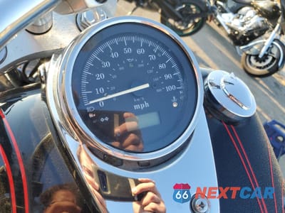Zdjęcie 7 z 9 samochodu: 2007 HONDA VT750 DC VIN:JH2RC444X7M100796 - miniatura