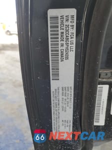 Zdjęcie 12 z 12 samochodu: 2023 CHRYSLER 300 S VIN:2C3CCABG8PH524205 - miniatura