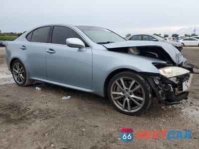 Czwarte zdjęcie samochodu z boku: 2006 LEXUS IS 350 VIN:JTHBE262265006021 - miniatura