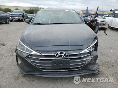 Piąte zdjęcie samochodu w środku: 2020 HYUNDAI ELANTRA SEL VIN:5NPD84LF6LH576653 - miniatura