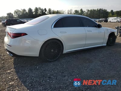Trzecie zdjęcie samochodu z tyłu: 2022 MERCEDES-BENZ S 580 4MATIC VIN:W1K6G7GB6NA105445 - miniatura
