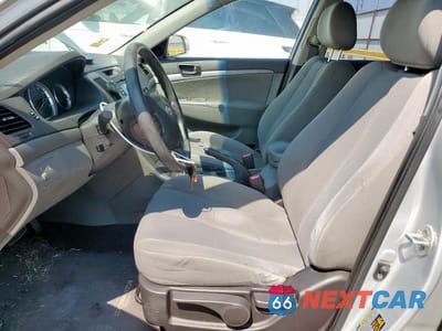 Zdjęcie 7 z 12 samochodu: 2010 HYUNDAI SONATA GLS VIN:5NPET4AC9AH624056 - miniatura