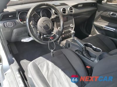 Zdjęcie 8 z 12 samochodu: 2019 FORD MUSTANG VIN:1FATP8UH0K5203960 - miniatura