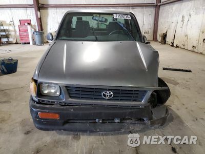 Piąte zdjęcie samochodu w środku: 1995 TOYOTA TACOMA VIN:4TAUN41B6SZ052365 - miniatura
