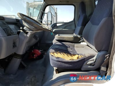 Zdjęcie 7 z 13 samochodu: 2007 MITSUBISHI FUSO TRUCK OF AMERICA INC FE 84D VIN:JL6BBD1S57K019563 - miniatura
