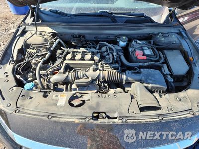 Zdjęcie 11 z 14 samochodu: 2018 HONDA ACCORD LX VIN:1HGCV1F18JA242018 - miniatura