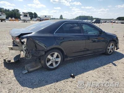Trzecie zdjęcie samochodu z tyłu: 2012 TOYOTA CAMRY BASE VIN:4T1BF1FK7CU099236 - miniatura