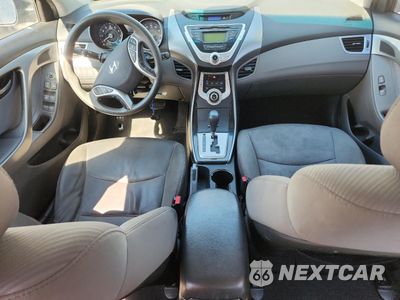 Zdjęcie 8 z 14 samochodu: 2012 HYUNDAI ELANTRA GLS VIN:5NPDH4AE6CH129380 - miniatura