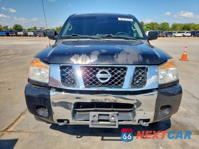 Piąte zdjęcie samochodu w środku: 2013 NISSAN TITAN S VIN:1N6AA0EJ6DN306788 - miniatura