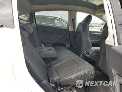 Zdjęcie 10 z 13 samochodu: 2024 TESLA MODEL Y VIN:7SAYGDED6RF098213 - miniatura